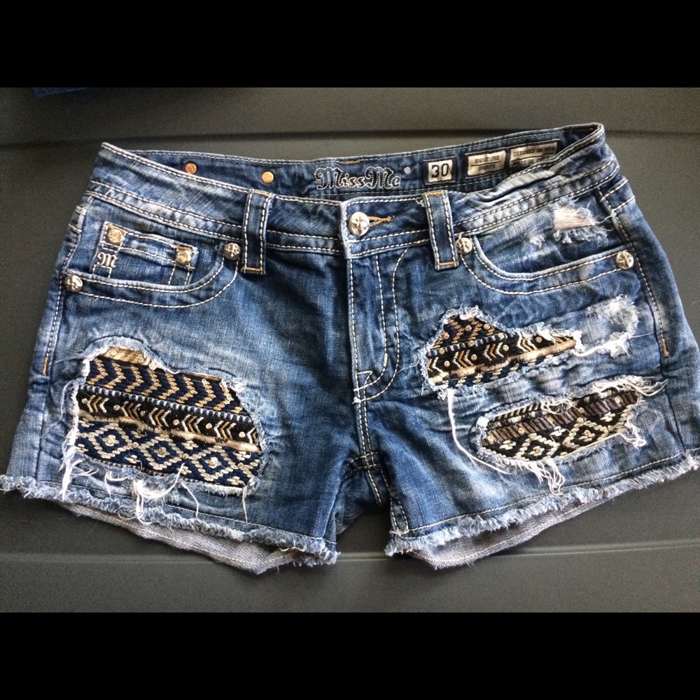 Miss Me Jean Shorts. Size 30.